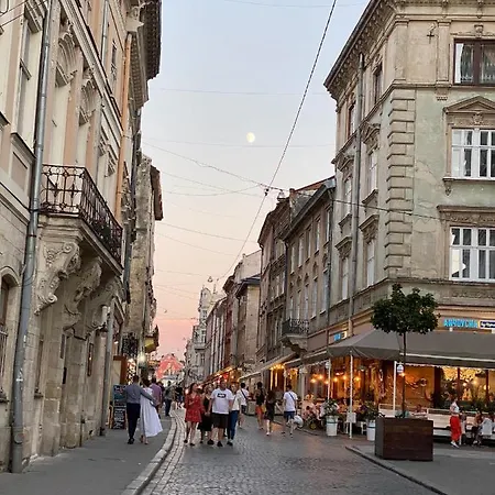 королівські на вулиці лесі українки 19 Apartmán Lvov