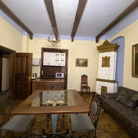Apartmán королівські на вулиці лесі українки 19 Lvov