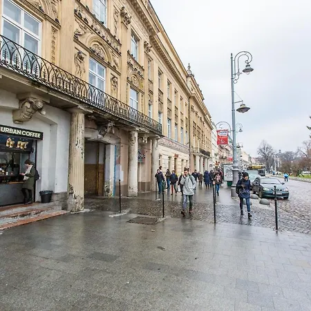 королівські на вулиці лесі українки 19 Lvov