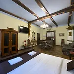 Apartment королівські на вулиці лесі українки 19 *