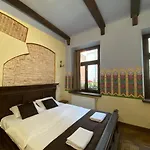 Appartement королівські на вулиці лесі українки 19 *
