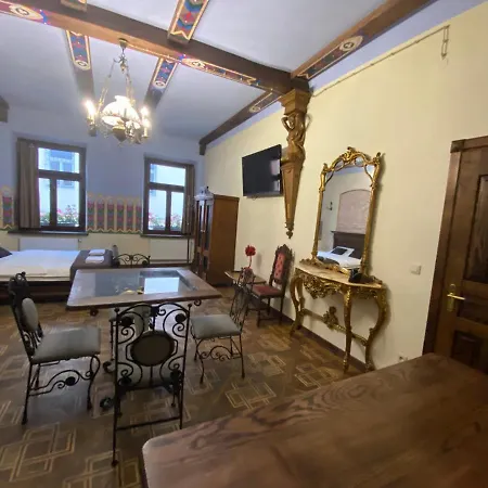 Apartment королівські на вулиці лесі українки 19 Lviv
