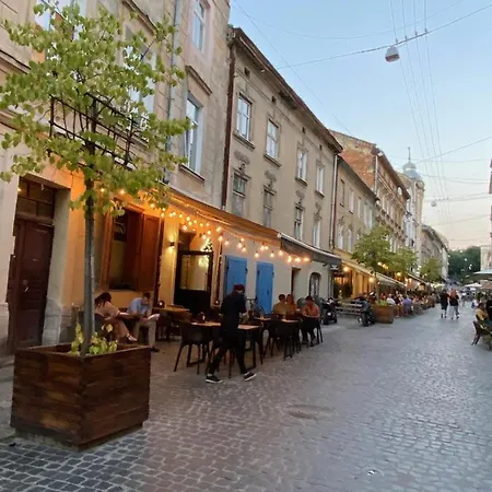 Apartment королівські на вулиці лесі українки 19 Lviv