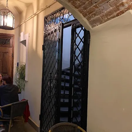 королівські на вулиці лесі українки 19 * Lviv