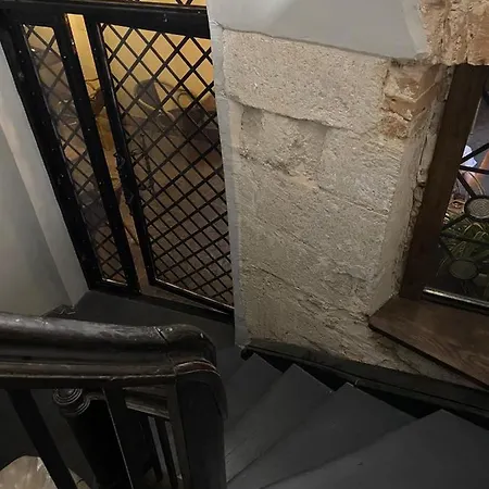 королівські на вулиці лесі українки 19 * Lviv