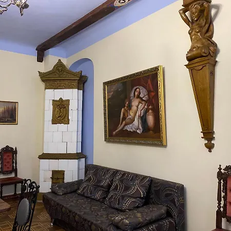 Apartamento королівські на вулиці лесі українки 19 *