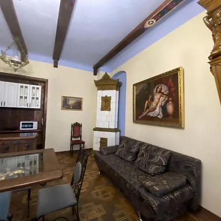 Apartment королівські на вулиці лесі українки 19 *
