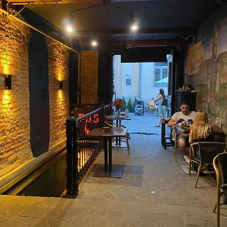 Apartamento королівські на вулиці лесі українки 19 Lviv