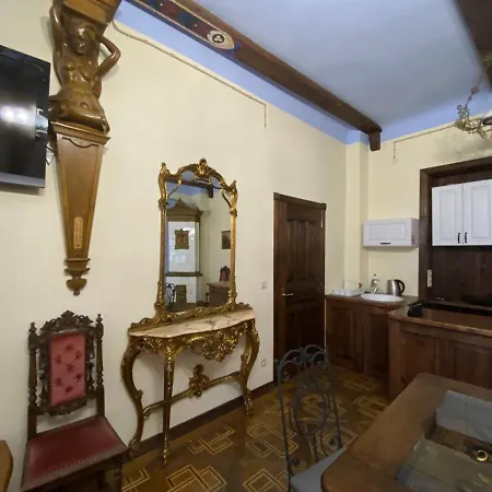королівські на вулиці лесі українки 19 Apartment Lviv