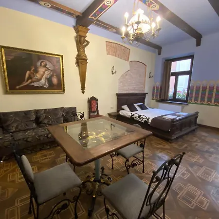 королівські на вулиці лесі українки 19 Apartment Lviv