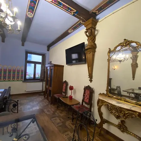 Apartamento королівські на вулиці лесі українки 19 *