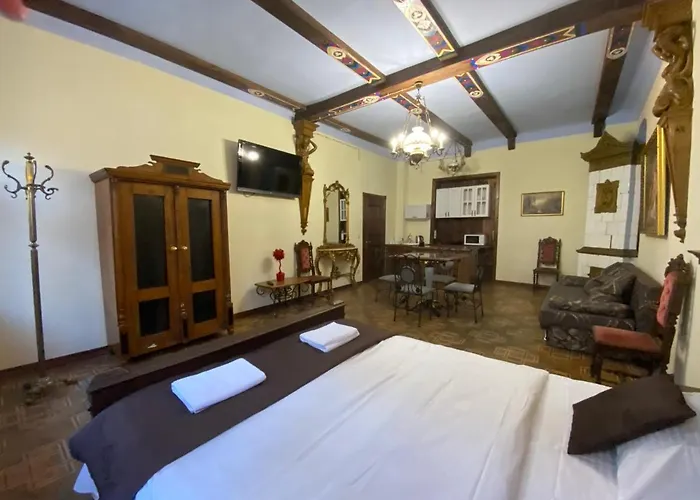 королівські на вулиці лесі українки 19 Apartment Lviv