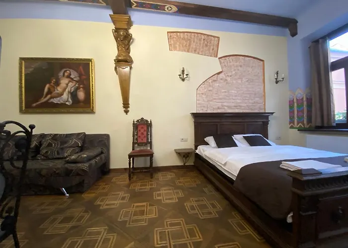 королівські на вулиці лесі українки 19 Apartment