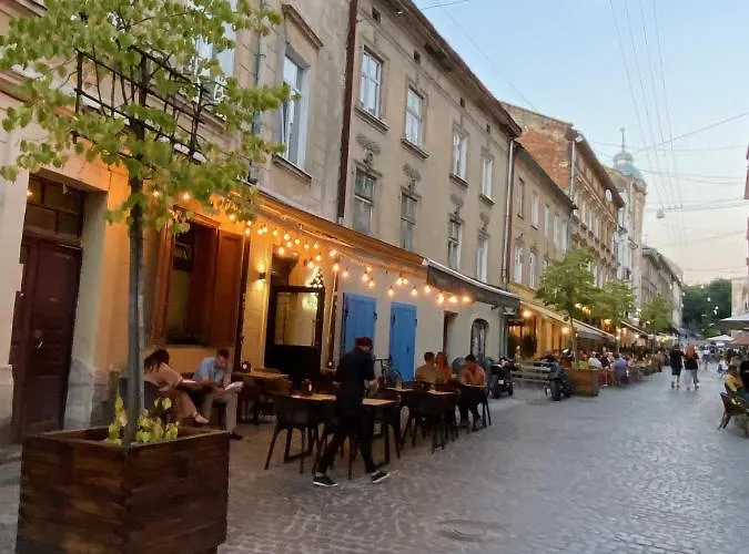 Apartment королівські на вулиці лесі українки 19 Lviv