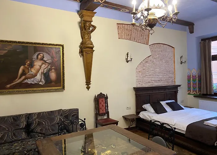 королівські на вулиці лесі українки 19 Apartment *