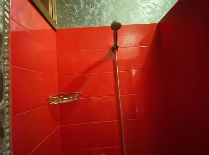 королівські на вулиці лесі українки 19 Apartment *