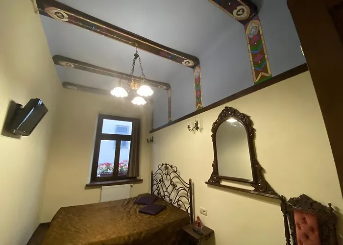 королівські на вулиці лесі українки 19 Apartment