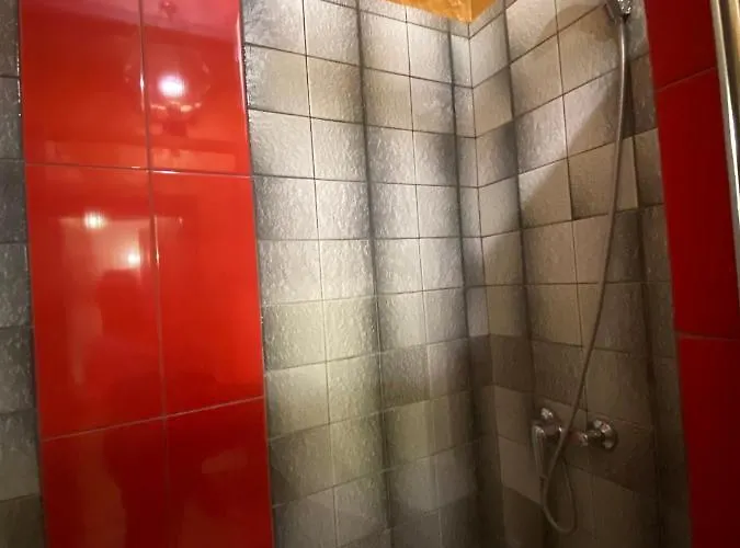 королівські на вулиці лесі українки 19 Apartment *