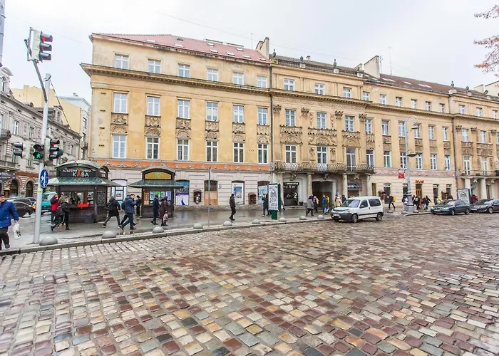 королівські на вулиці лесі українки 19 * Lviv