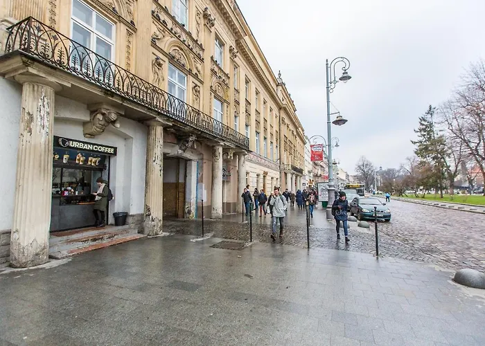 королівські на вулиці лесі українки 19 Lviv